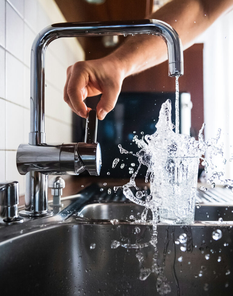 Kitchen sink leak fix
